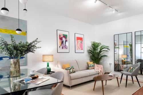 Magno Apartments Santa Ana 26