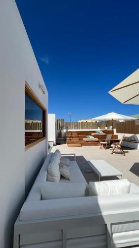 C-10 Vegueta Apartment - Private Rooftop Pool