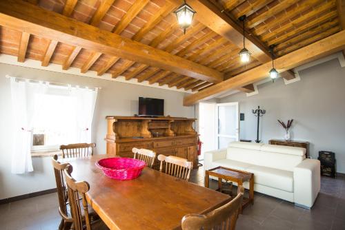 Μια τηλεόραση ή/και κέντρο ψυχαγωγίας στο Agriturismo Il Frutteto