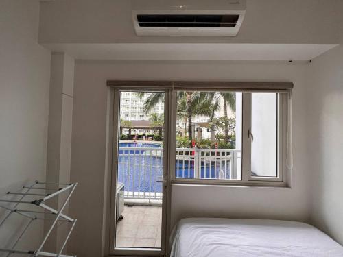 Direct Pool Access Shore Residences MOA Pasay Near Airport, Manila ...