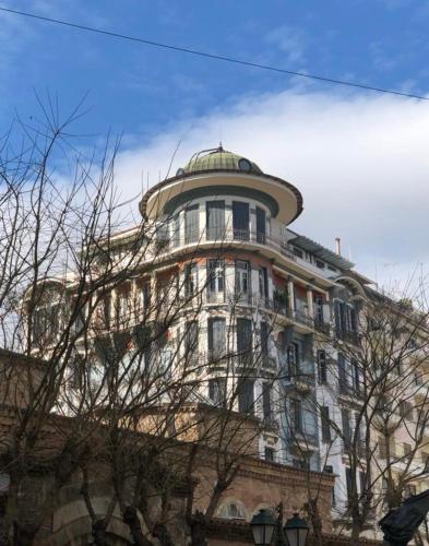 Fandango by halu!, Gorgeous Neoclassical Apartment next to Metro station