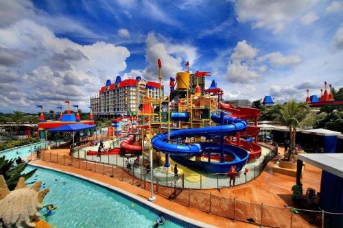 a large water park with a water slide at PROMO! Large Kid-Friendly KeedzFlix, MystTunnel 5Mins to Legoland JB, Johor Malaysia in Nusajaya