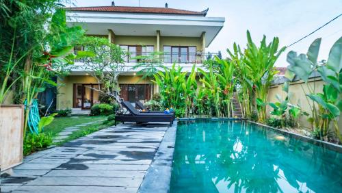 Jegeg Mas – Photos 2