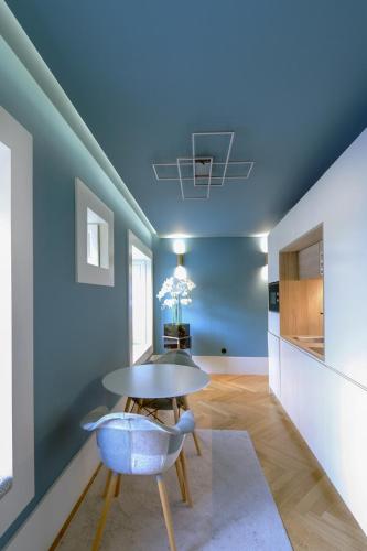 HM - Infante Riverside Apartment B