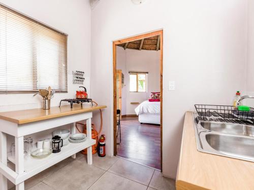 a kitchen with a sink and a counter top at Casa d'Italo in Stanford