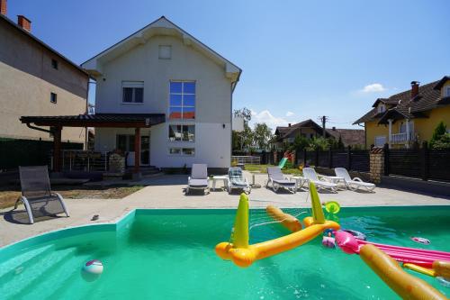 Gallery image of Kuća za odmor DUNJA in Kladovo