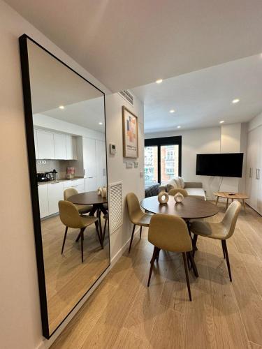 Castilla Luxury 2B Apartment