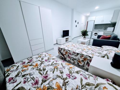 VV Claramar Playa "by henrypole home"