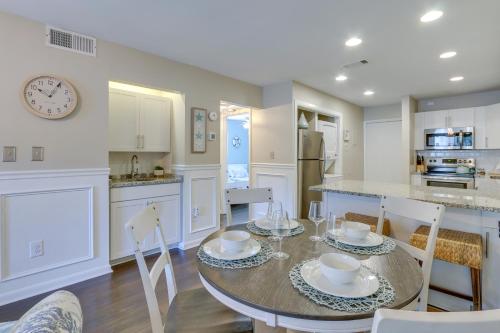 Walk to Folly Field Beach: Coastal Home w/ Grill photo 15