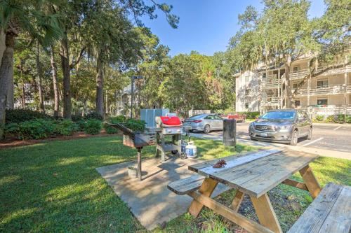 Walk to Folly Field Beach: Coastal Home w/ Grill photo 28
