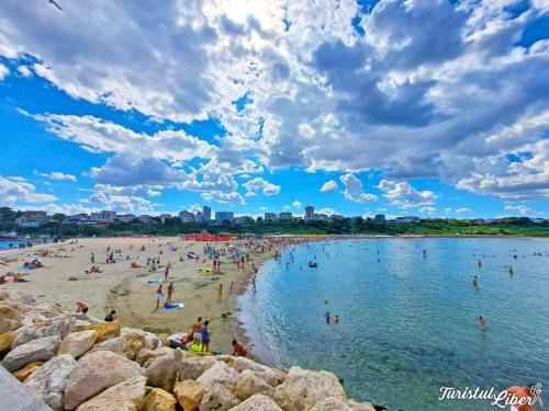 Ảnh trong thư viện ảnh của Yacht Azimut 42 - La Perla ở Constanţa