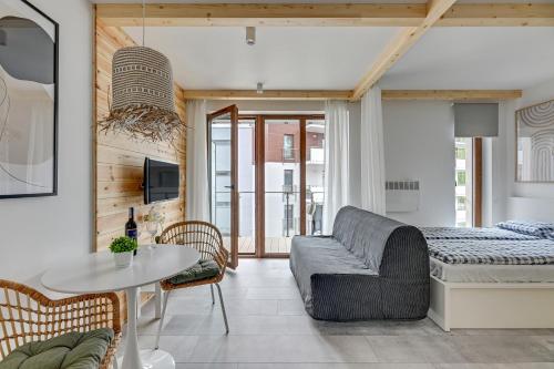 STEGNA PARK B Apartamenty PIAMOLA, bezpłatne solarium