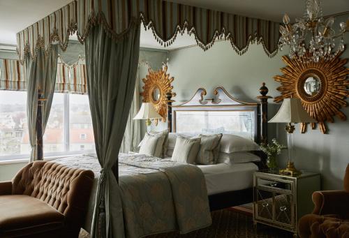 Katil atau katil-katil dalam bilik di Duke Of Richmond Hotel