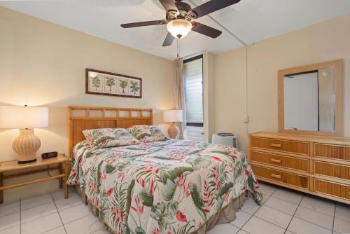 Tempat tidur dalam kamar di Maui Vista 1323 - MCH