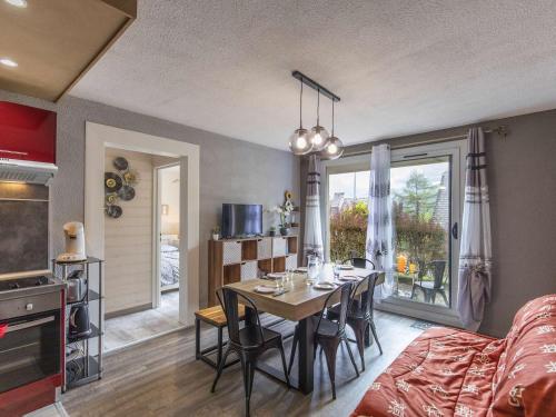 Chalet mitoyen avec terrasse et parking à Cauterets - FR-1-401-269