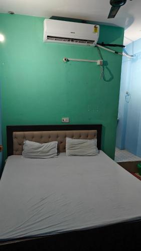 D LAZEEZ HOTEL & RESTAURANT – Photos 2