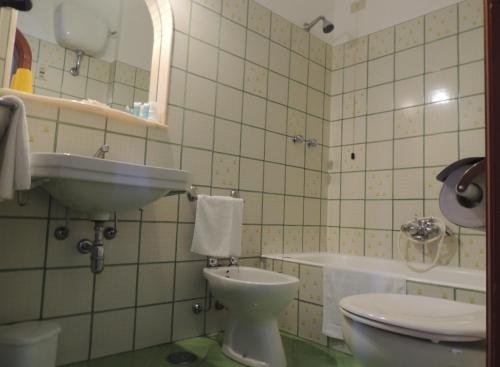 Koupelna v ubytování La Tavolozza Residence