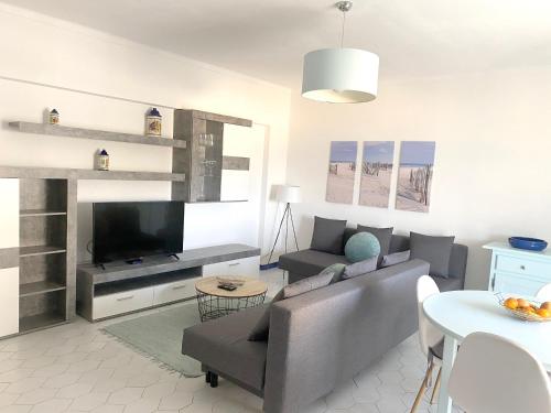 Cosy Apartment in Portimão with Balcony and Sea View - 9 m²