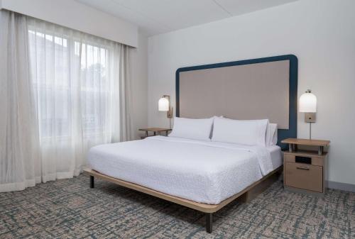 Postel nebo postele na pokoji v ubytování Homewood Suites by Hilton Montgomery