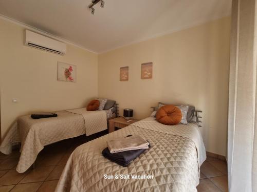 Cabanas de Tavira Gomeira 2 bedroom apartment 1st floor 300 m to the beach boats