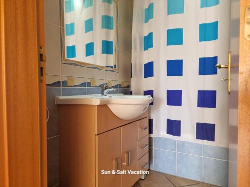 Cabanas de Tavira Gomeira 2 bedroom apartment 1st floor 300 m to the beach boats