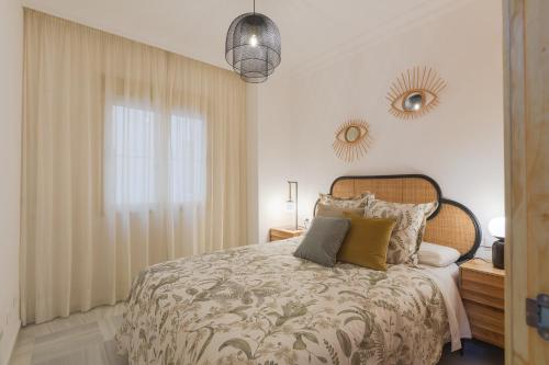Balcón de Picasso: Bright apartment with incredible views