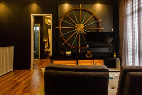 Χώρος καθιστικού στο Varnen Cozy Haven - EVCharger