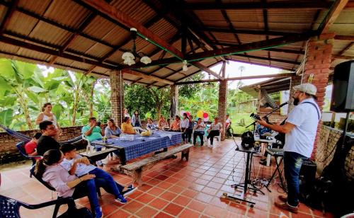 A restaurant or other place to eat at FINCA LA COLONIA