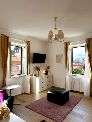 Gemelli-San Pietro-Trastevere-casa con posto auto photo 1