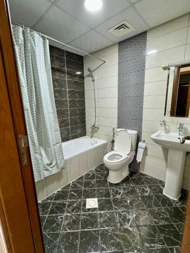 Koupelna v ubytování Private Room - Attached Bathroom - in my apartment