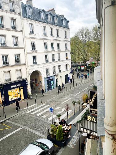 Flat in Montmartre/Abbesses