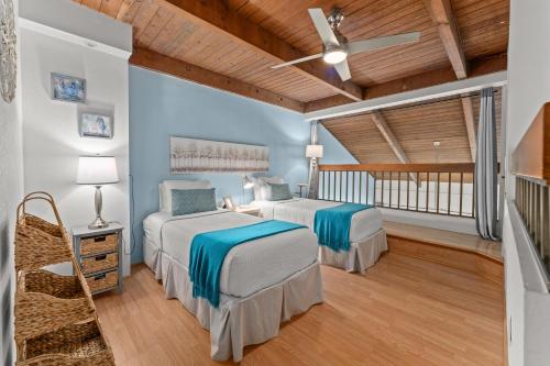 Postel nebo postele na pokoji v ubytování Top floor ocean view Maui Vista 3405