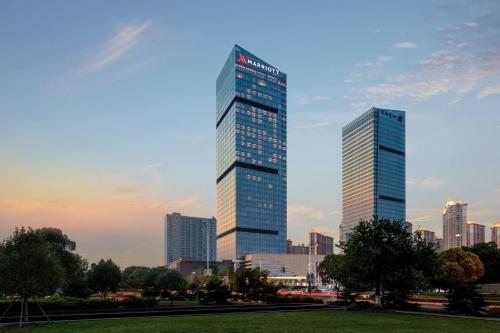 El edificio en el que está el hotel