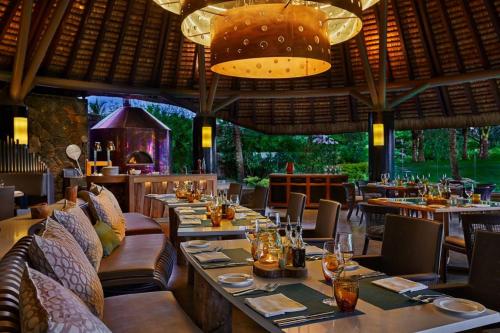Restaurace v ubytování Anahita Golf & Spa Resort