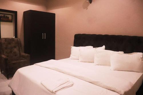 Riverview Hotels and Suites – Photos 3
