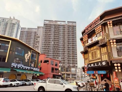 Nespecifikovaný výhled na destinaci Johor Bahru nebo výhled na město při pohledu z apartmánu