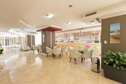 Area soggiorno di Madara Park Hotel - All Inclusive or BB