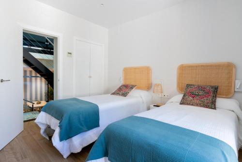 SevilleBnB Group- Santa Barbara Central Suites, Sevilla center