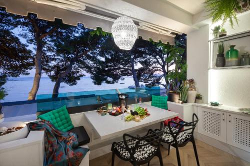 Beach Apartment 'Hedonist'