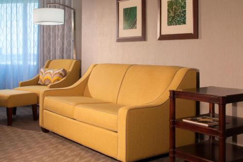 Sheraton Arlington Hotel Image