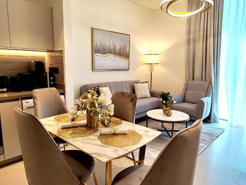 Fotografie z fotogalerie ubytování New 1 bedroom in Sobha - Community View v Dubaji