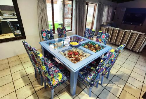 Makanan di atau berdekatan apartmen