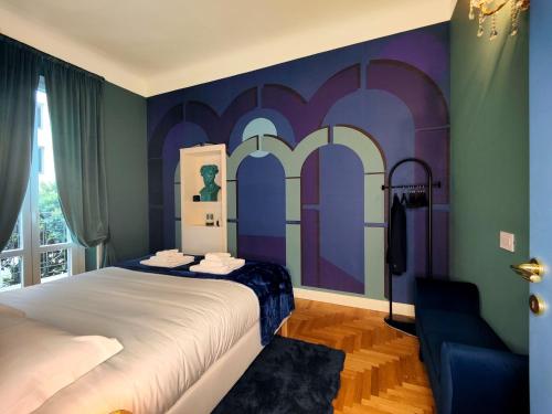 Luxury Apartment 2 bedrooms and 2 baths in Milan downtown with AC, WiFi, Subway aiport conneted
