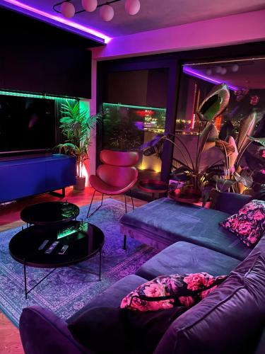 Skyline elegance with free parking