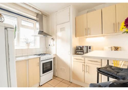 Central London Flat-Share
