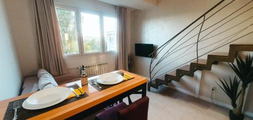 TV a/nebo společenská místnost v ubytování Fantasy Apartment