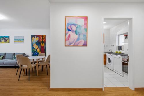 Artistic Central Apartment