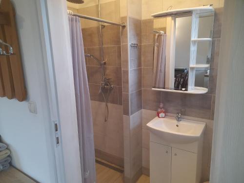 Un baño de Pod Nartami