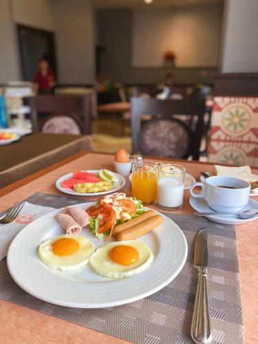 Đồ ăn tại/gần khách sạn