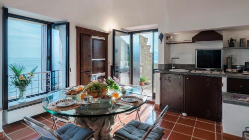 TORRE GRIMALDI 2&2, Emma Villas – Photos 3